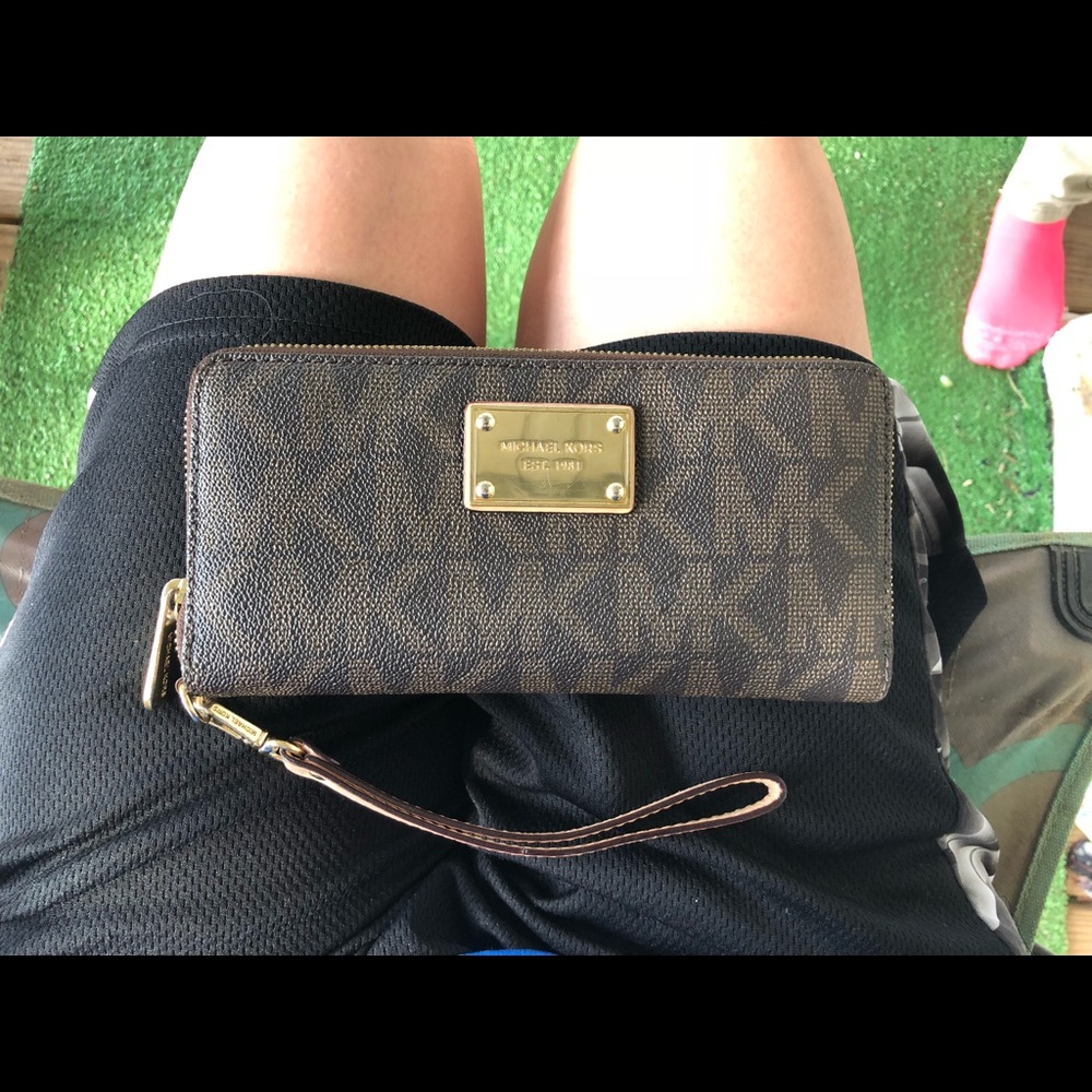 Micheal Kors Wallet